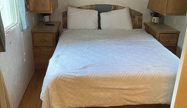 Cozy 1-bedroom mobile home with WiFi, AC in wonderful Miami