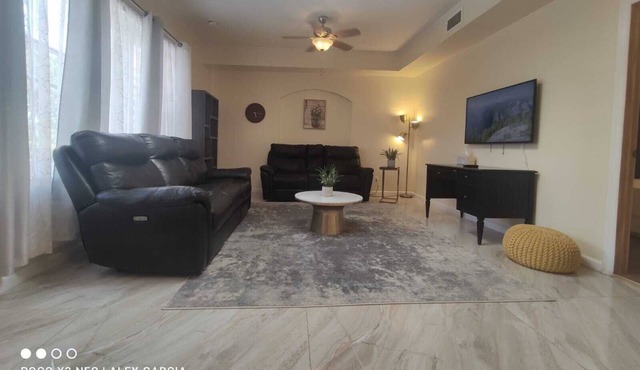 Cozy 1 bedroom near the river and Manhattan 10 min crossing bridge