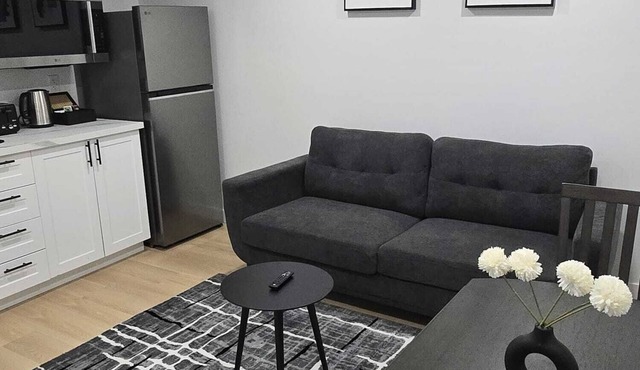 Cozy 1-Bedroom Private Basement Suite in Winnipeg. Separate Entrance.