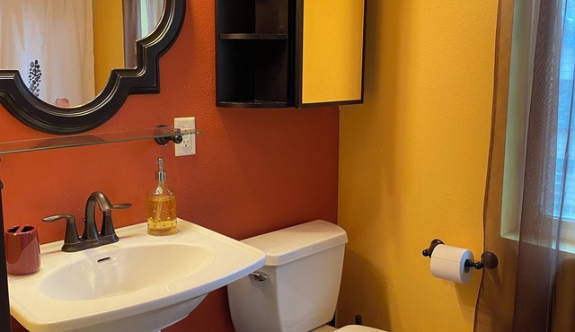 Cozy 1-bedroom stand alone apartment in fantastic Missoula, MT.!