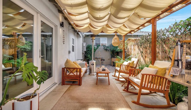 Cozy 1-bedroom studio in lovely Anaheim 9 min from Disneyland