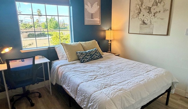 Cozy 1-bedroom studio in lovely Clovis with AC, unit 3