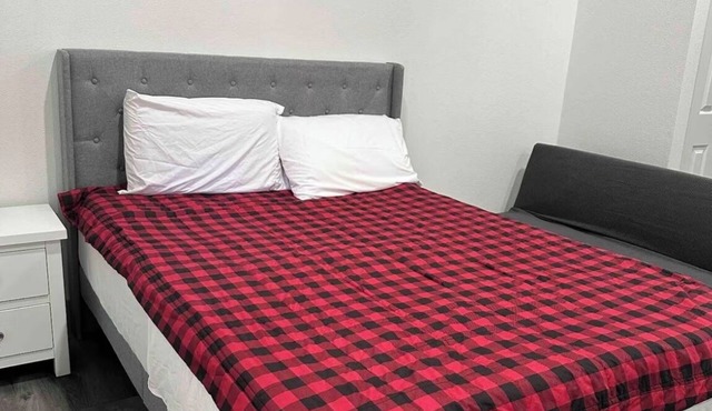 Cozy 1 bedroom studio A in San Jose with kitchen/free Wi-Fi/laundry/parking