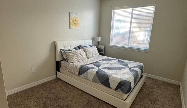 Cozy 1-bedroom with fitness room, WiFi in charming Cedar Park