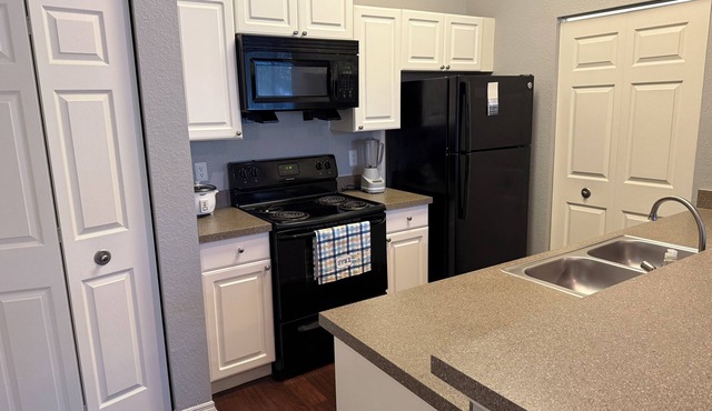 Cozy 1-bedroom with AC, WiFi in charming Plant City