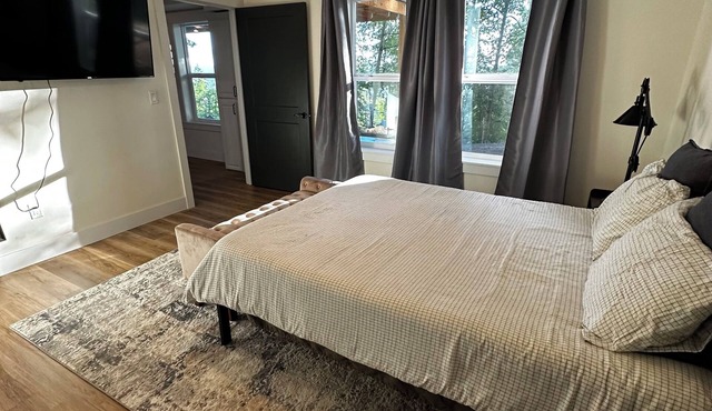 Cozy 1-bedroom with WiFi and AC in charming Kelso