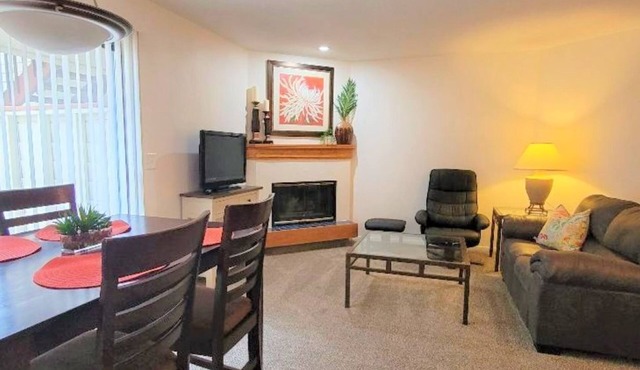 Cozy 1-BR Condo -Affordable & Conveniently located