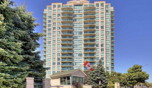 Cozy 1 BR with private balcony