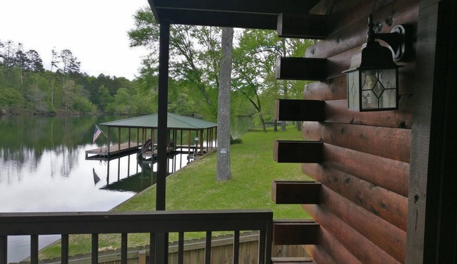 COZY #1 WATERFRONT LOG CABIN - COZY ACRES LODGE