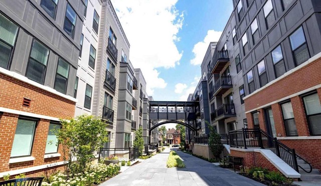 Cozy 10BR/BA combined Apartment Near DT Cincinnati