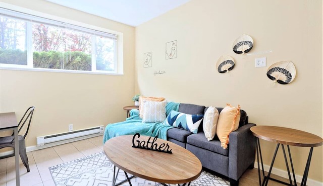 Cozy 1b1b BD35 APT#5 @S. Seattle Close to Airport