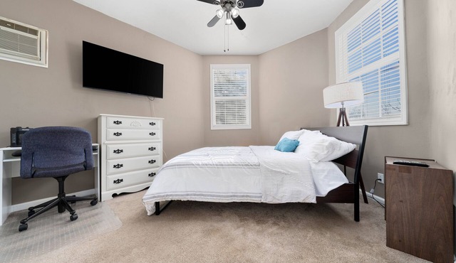 Cozy 1bdr/1br near downtown