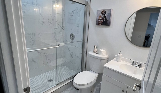 Cozy 1bedroom 1bath Centrally located