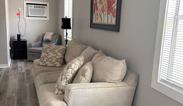 Cozy 1br 1bath with Full Kitchen in Hattiesburg
