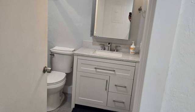 Cozy 1BR Condo in Southwest Florida -Near Beaches, Golf, Shopping & Restaurants