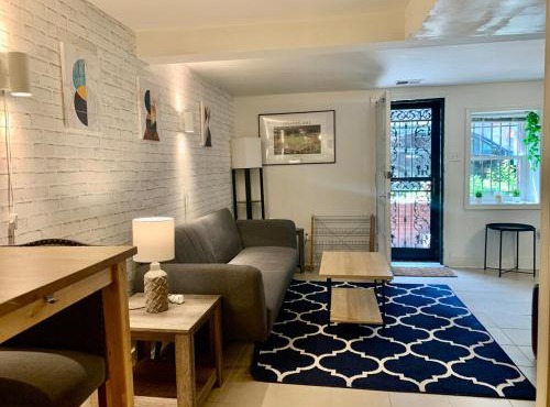 Cozy 1BR in DC 95WalkScore Steps to Cafes Dining Nightlife Grocery Metro - Close to Downtown