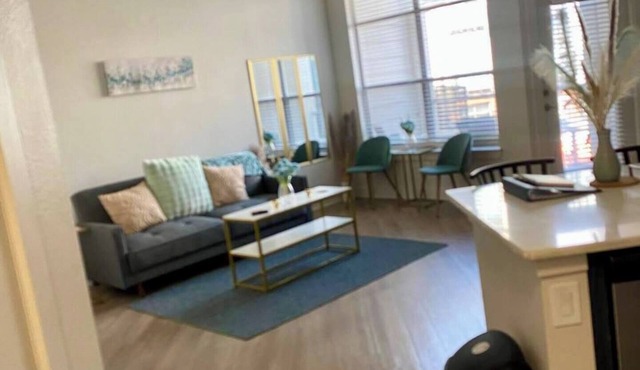 Cozy 1BR in Deep Ellum W/Patio