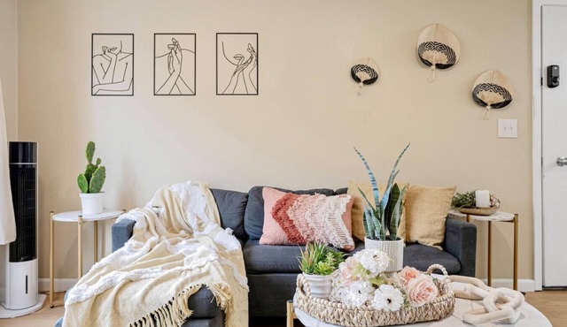 Cozy 1BR Near SeaTac + Work Friendly + Fast Wifi