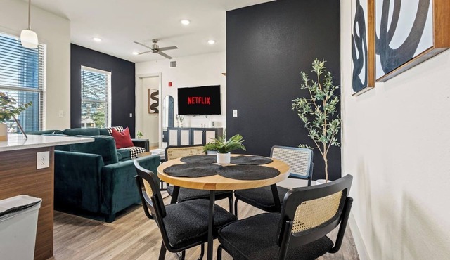Cozy 1BR | Walk to West 7th District
