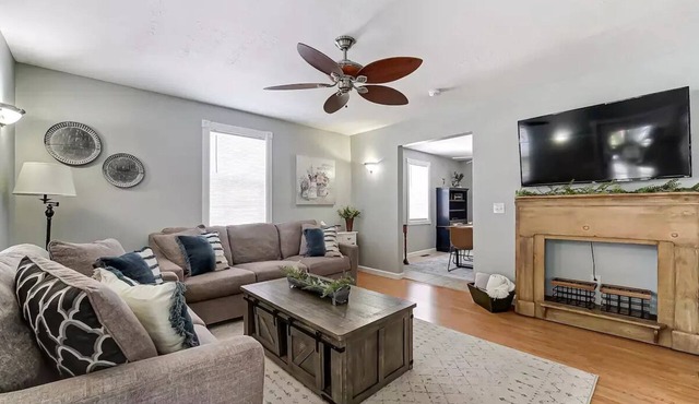 Cozy 2/1 in Historic Tipp City