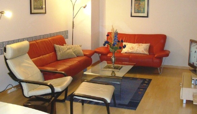 Cozy 2.5 room vacation apartment * indoor pool-sauna, not far from pure nature.
