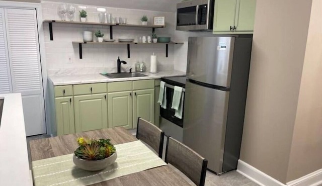 Cozy 2 Bdrm apt in Wilmington