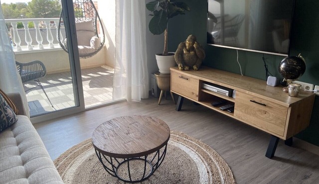 Cozy 2 bedroom and 2 bathroom Apartment