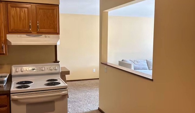 Cozy 2 bed 2 bath central location
