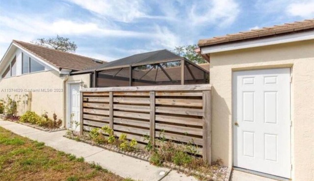 Cozy 2 Bed 2 Bath villa at Wellington, FL
