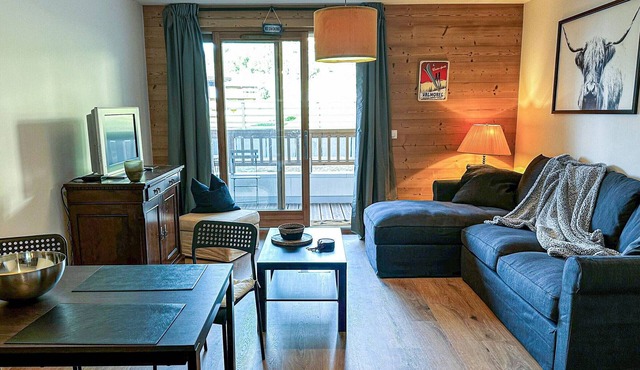 Cozy 2-bed apt, 7 guests, ski-in/ski-out, parking, wifi