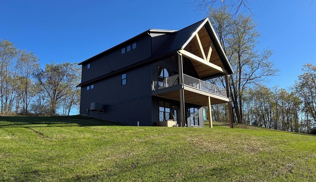 Cozy 2-bedroom modern cottage on 60 acres with pond in Saint Clairsville, Ohio