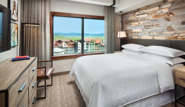Cozy 2-bedroom villa in fabulous Steamboat Springs with Ski In and Ski Out.
