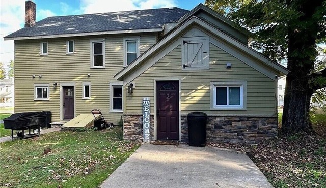 Cozy 2-bedroom 1 bath close to I81. Snowmobilers & Anglers Welcome!PET FRIENDLY!