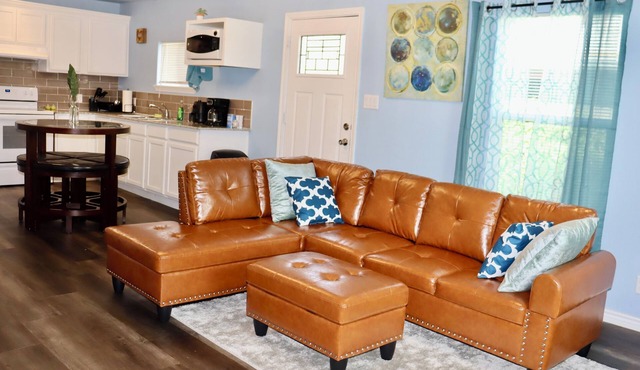 Cozy 2-bedroom/1bath retreat in San Antonio