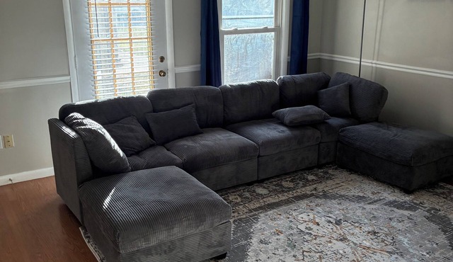 Cozy 2-bedroom 2-bath condo in Camp Hill 30 minutes to Hershey