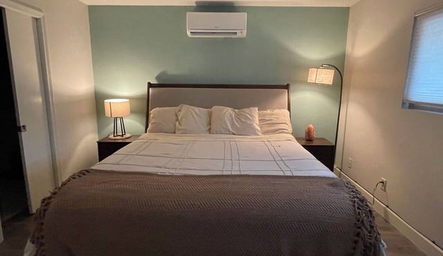 Cozy 2-bedroom 2 bath house in charming Templeton with Fast WiFi, AC/Heat
