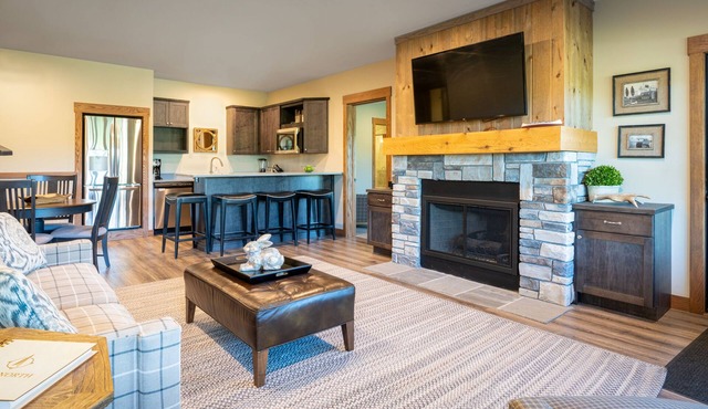 Cozy 2 Bedroom-2 Bath Cottage Near Ski Resorts! Stay at True North Golf Club