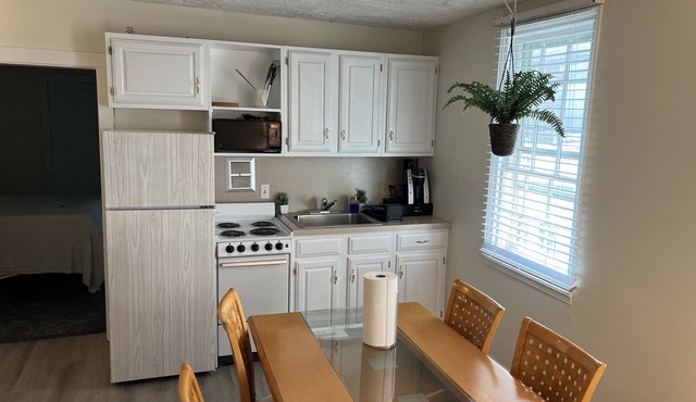 Cozy 2-bedroom apartment in Elizabethtown. Close to Hershey and Lancaster!