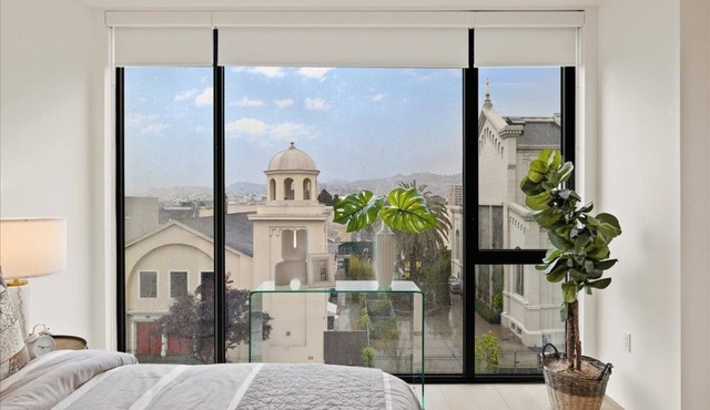 Cozy 2-bedroom apartment in charming San Francisco with WiFi, AC