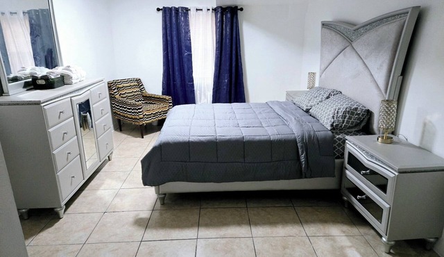 Cozy 2-bedroom apartment in awesome East Orange. A place to thrive