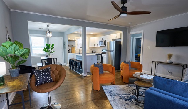 Cozy 2-bedroom apartment in charming Rocky Mount with WiFi, AC
