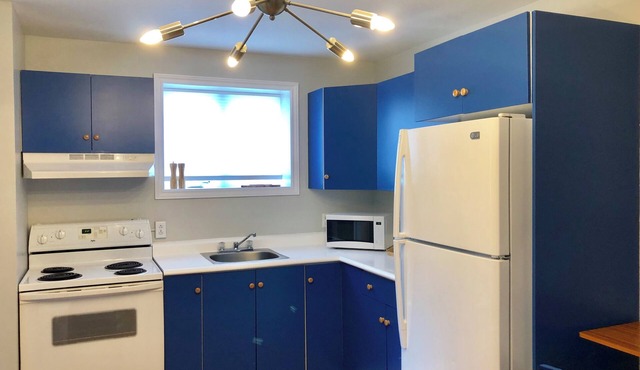 Cozy 2-Bedroom Apartment in the Heart of the City