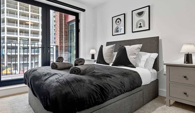 Cozy 2 Bedroom Apartment Central Liverpool Luxury Living