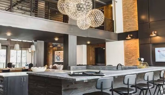 Cozy 2-bedroom apartment in amazing Atlanta near BRAVES with fitness room, WiFi