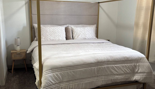 Cozy 2-bedroom apartment in charming Miramar with fitness room