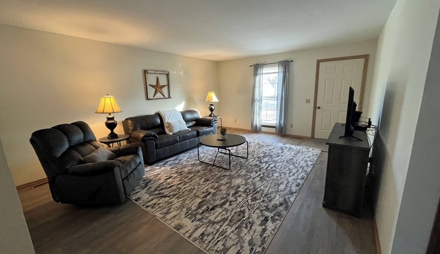 Cozy 2-bedroom apartment in Dexter