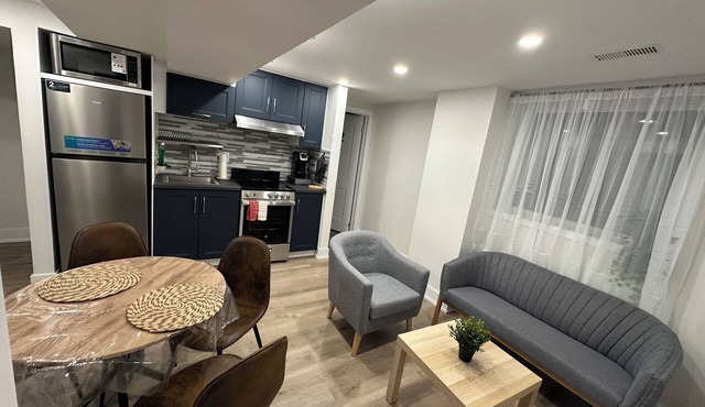 Cozy 2 bedroom Basement Suite