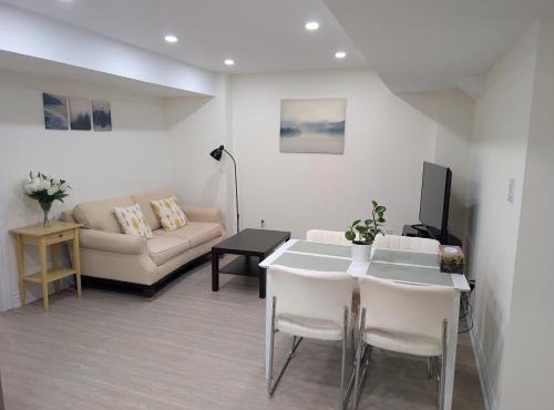 Cozy 2-Bedroom Basement Unit In Toronto