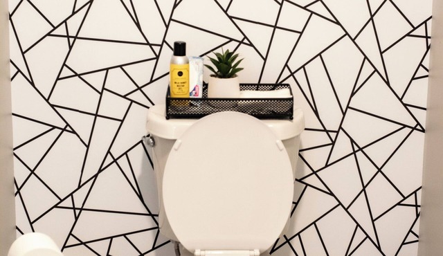 Cozy 2-bedroom building in serene Holly Springs with WIFI, AC and great decor.