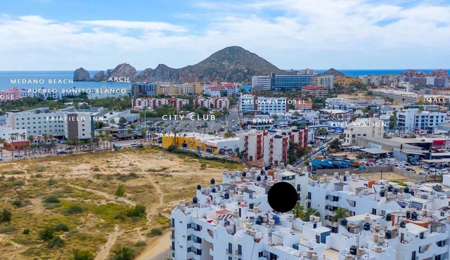 Cozy 2 Bedroom Condo in the Heart of Cabo San Lucas